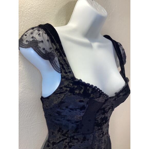 Free People Madeline NWOT Black Velvet Lace Sweetheart Polka Dot Mini Dress S - Picture 4 of 9